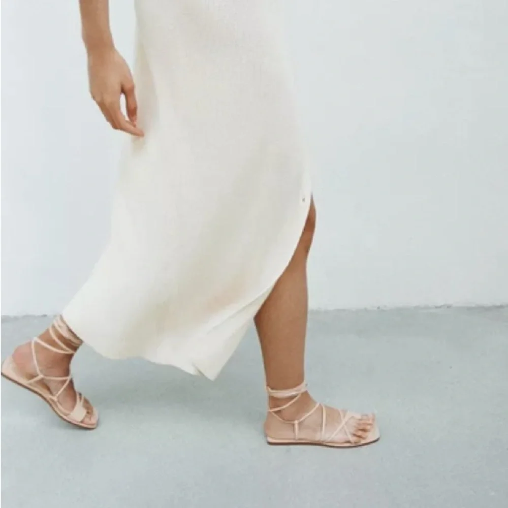 Women's Strappy Square-Toe Sandals in Nude - Picture 4 of 6